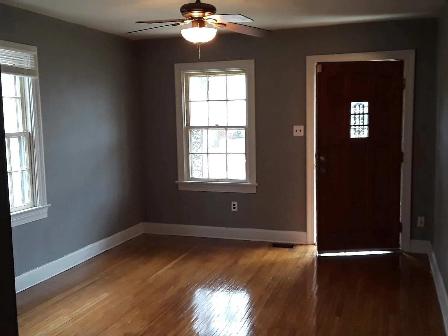 3 bed, 1248 sqft, $1,200 — Photo 2