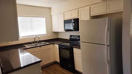 3116 E Cicero St #201 Photo 1