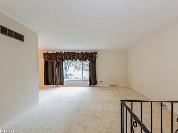 5th image of 805 W Palm Dr