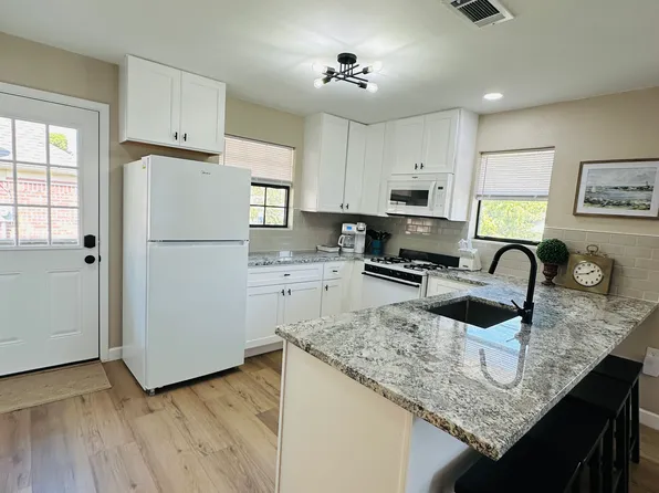 1505 N College St, McKinney, TX 75069