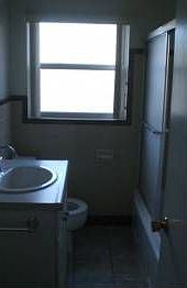 3rd image of 820 Malone Dr
