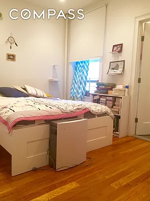 Rented by Compass | media 25