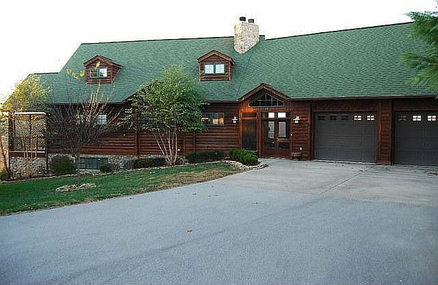 2nd image of 154 Eagle Creek Rd