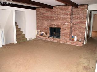 2327 Utley Rd, Flint, MI 48532