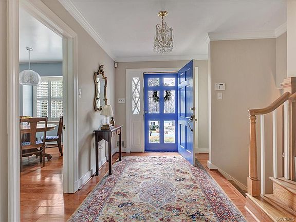 5th image of 103 Woodhall Dr