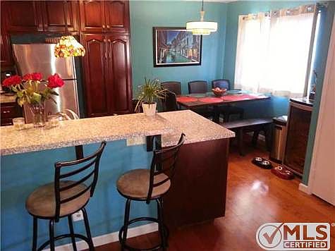5th image of 824 Tamayo Dr APT 6