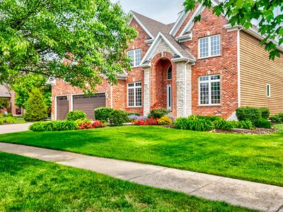 5327 Bamboo Ln, Naperville, IL, 60564