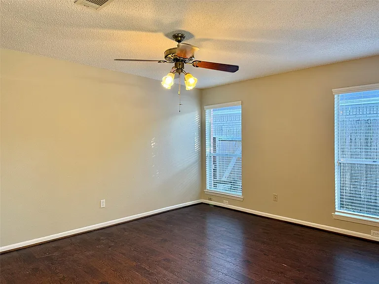 2923 Cottonfield Way — Photo 21