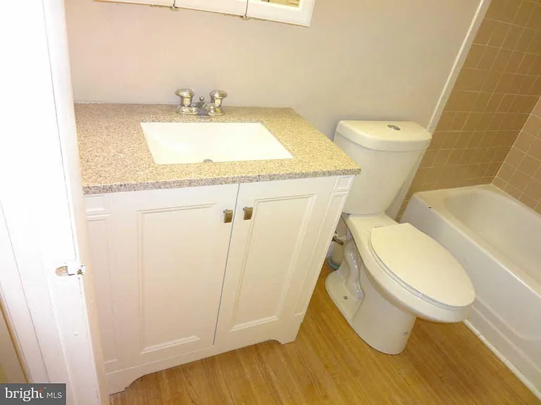 5200 Hilltop Dr #B13 — Photo 11