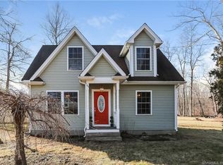 44 Fox Trl, Coventry, CT 06238