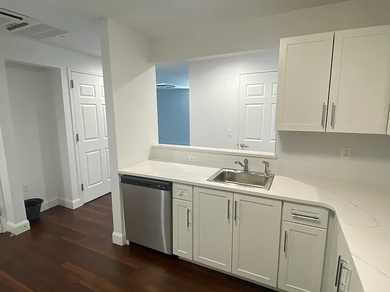 3100 Bergenline Ave #402 — Photo 27