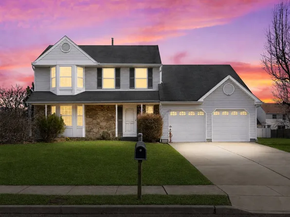 11 Banff Dr, Mullica Hill, NJ 08062