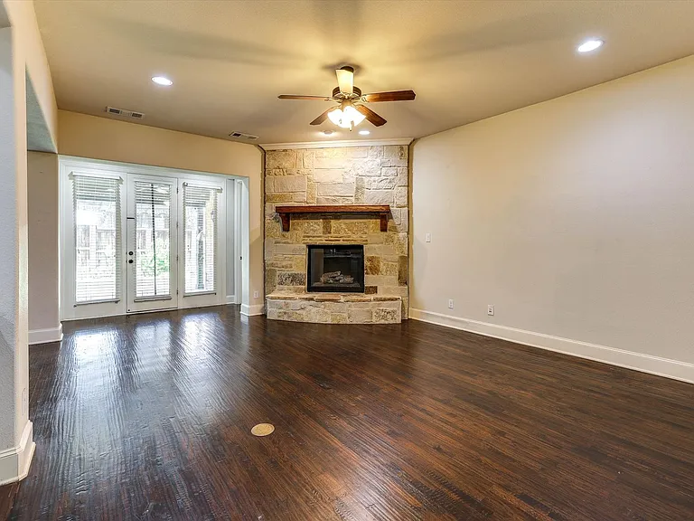 419 Rio Grande Dr — Photo 6