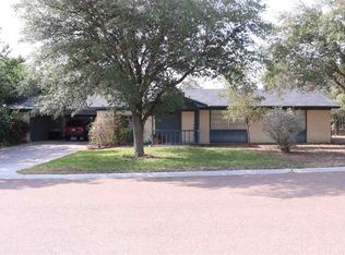241 Ladera Dr, Zapata, TX 78076