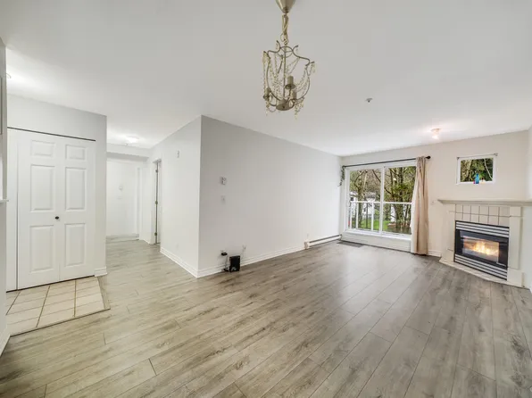 9848 Whalley Blvd #C302, Surrey, BC V3T 5S8
