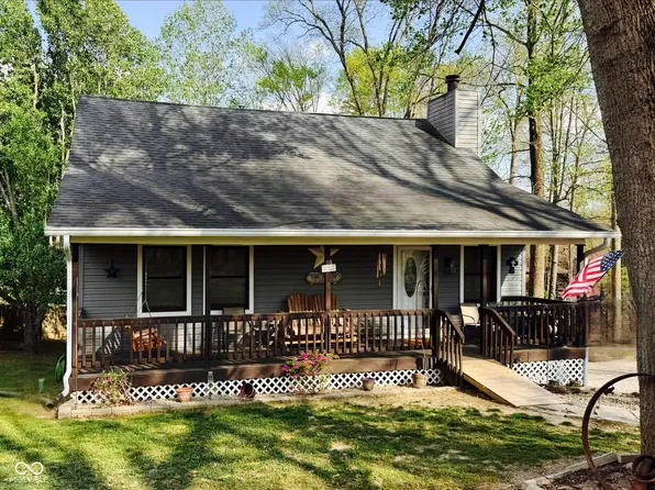8379 S Christian Dr, Nineveh, IN 46164