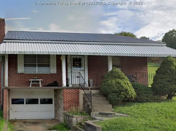 8128 Sweetland Ave, Hamlin, WV 25523