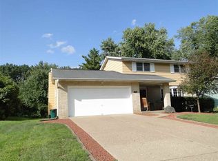 2610 E George Washington Blvd, Davenport, IA 52803