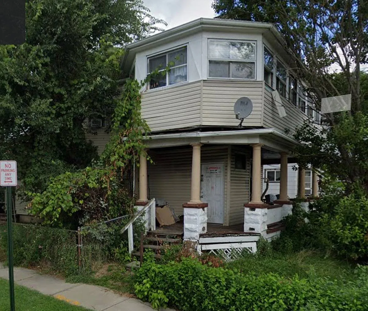 9106 Denison Ave photo 1
