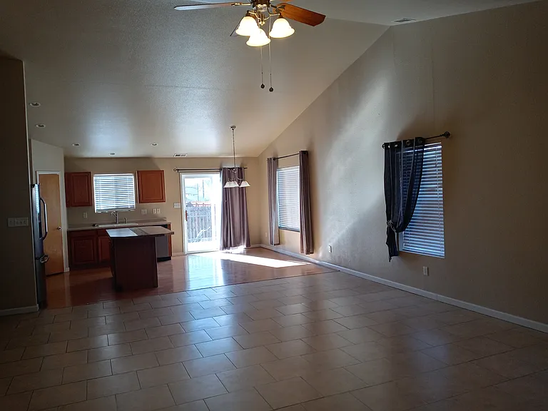 265 Westwater Cir — Photo 11