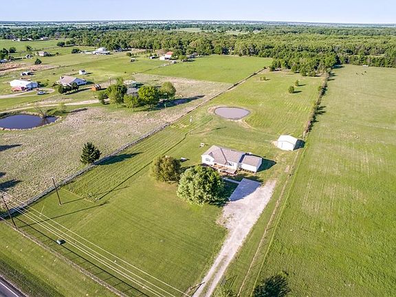 2nd image of 7607 S Fm Road 148