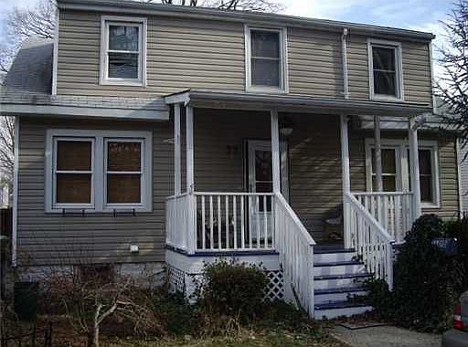 2nd image of 77 Lloyd St