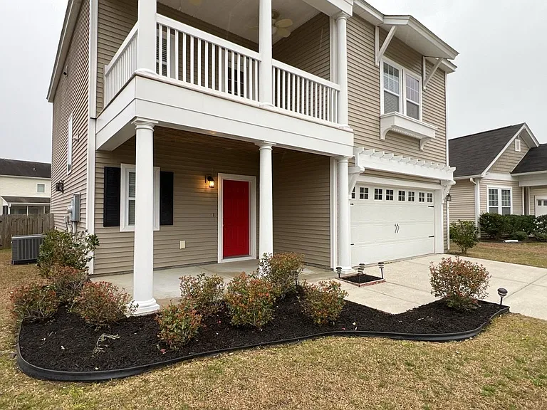 579 Crossland Dr — Photo 3