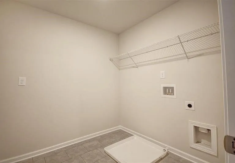 4576 Grenadine Cir — Photo 1