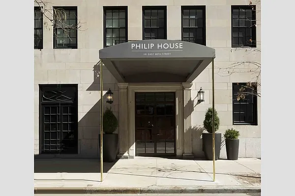 Sold by Stribling | media 9