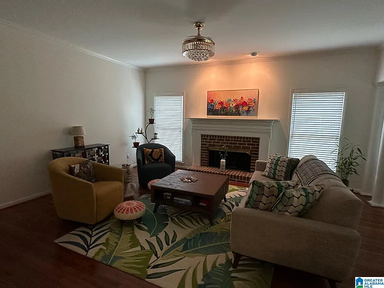 2512 Christie Cir — Photo 6