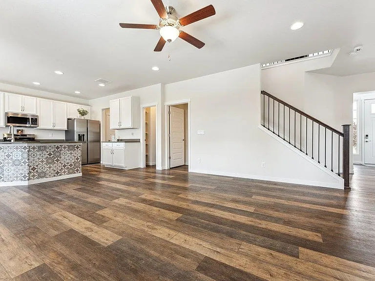 1257 Wild Basin Rd — Photo 5
