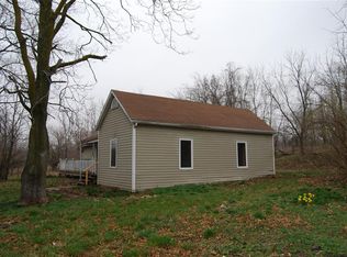 307 N Speed Rd, Bunceton, MO 65237