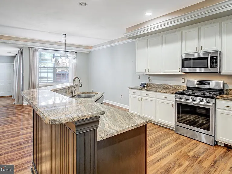 12852 Marblestone Dr — Photo 4