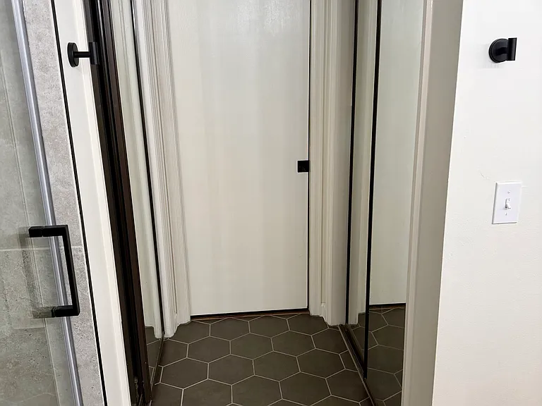 221 S Garfield St #104 — Photo 14