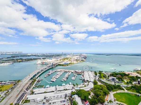 398 NE 5th St #4210, Miami, FL 33132