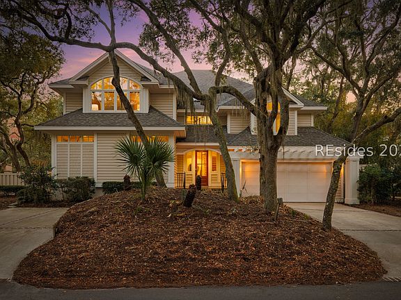 2nd image of 30 Ruddy Turnstone Rd