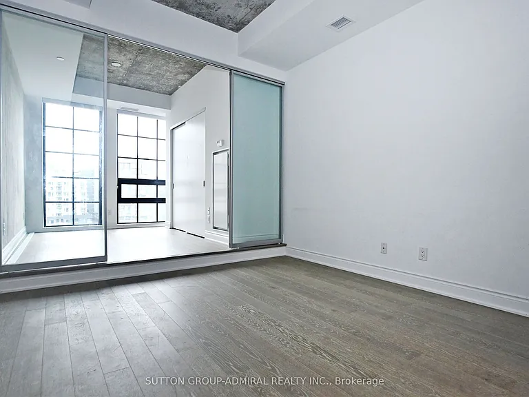 608 Richmond St W #1013 — Photo 7