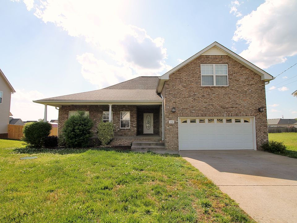 1st image of 654 Fleming Farms Dr