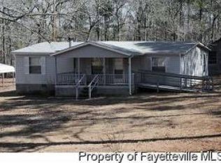 154 Davey St, Spring Lake, NC 28390