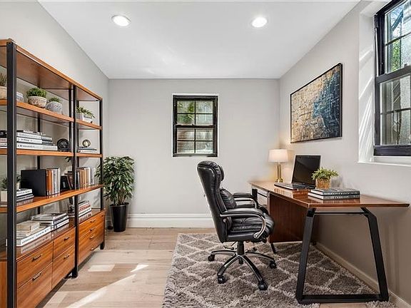 4th image of 248 Clifton Pl #1