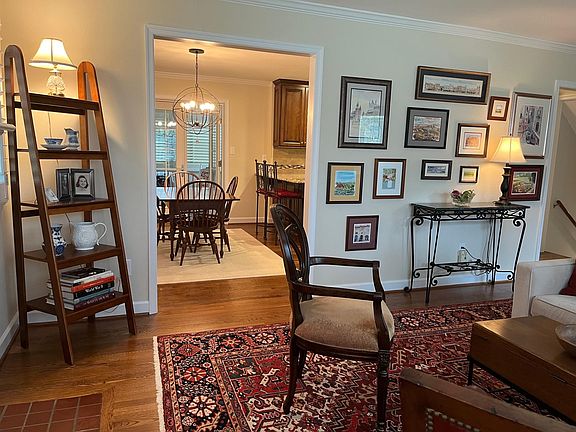 4th image of 8506 Crossley Pl