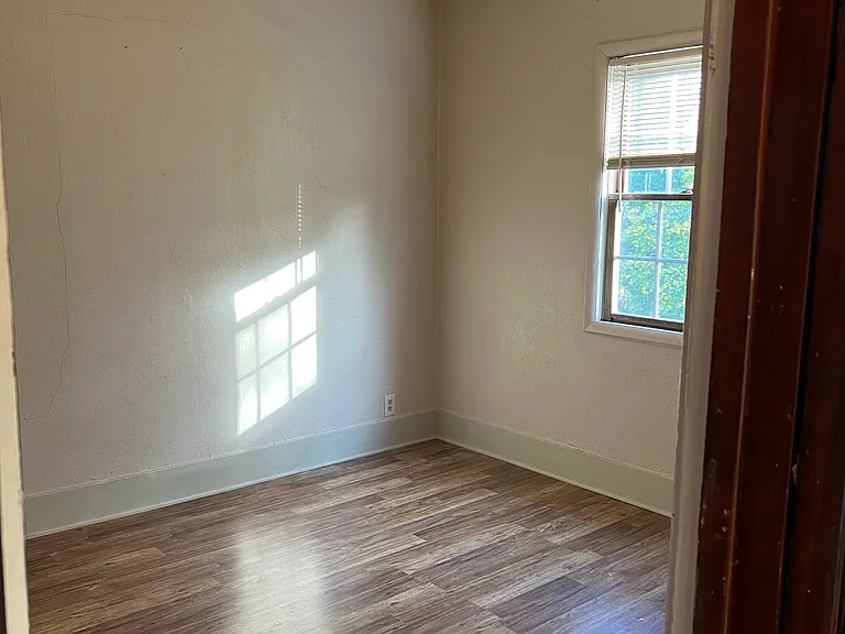 1670 Preston Ave #UP — Photo 6