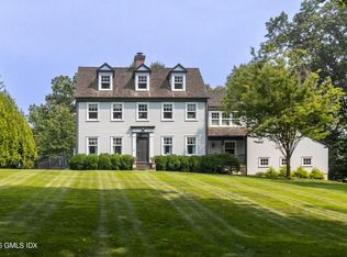 92 Hillcrest Park Rd, Old Greenwich, CT 06870