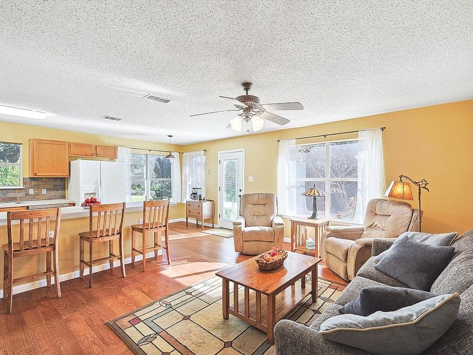1st image of 1041 Lake Trail Dr