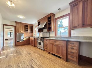 1470 Thomas Ave, Saint Paul, MN 55104