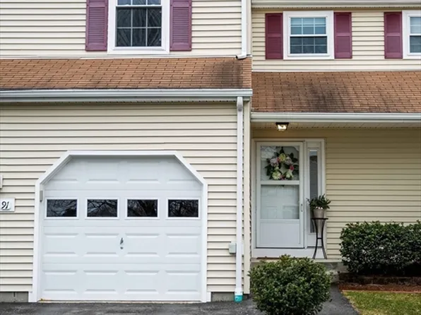 91 Chapman Pl, Leominster, MA 01453