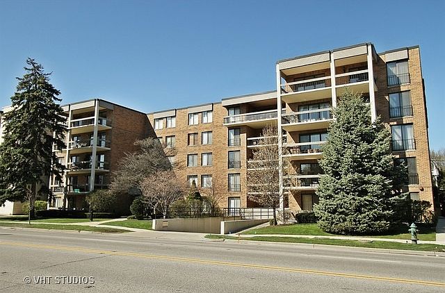 1st image of 1020 N Harlem Ave APT 4C