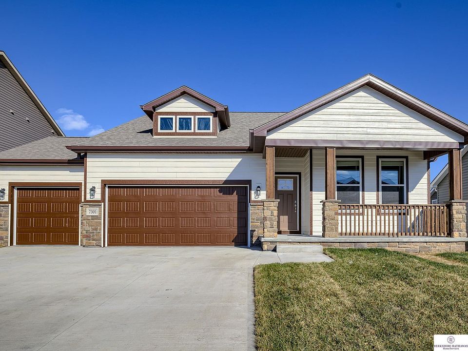 1st image of 7301 S 184th Ave