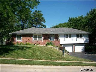 1st image of 1312 S 134th St