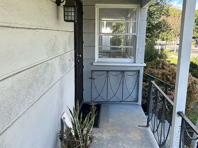 5003 Fulton Ave — Photo 7